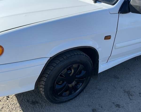 Білий ВАЗ 2114 Самара, об'ємом двигуна 1.6 л та пробігом 118 тис. км за 2400 $, фото 24 на Automoto.ua