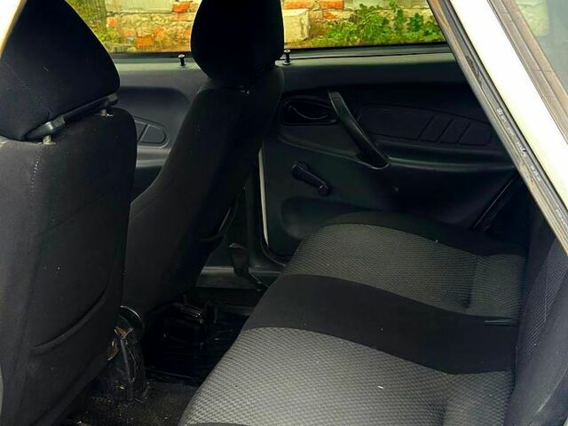 Білий ВАЗ 2114 Самара, об'ємом двигуна 1.6 л та пробігом 200 тис. км за 1600 $, фото 2 на Automoto.ua