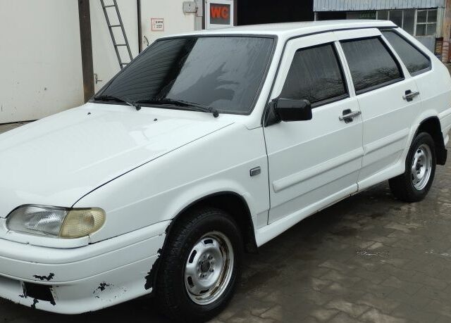 Белый ВАЗ 2114 Самара, объемом двигателя 1.6 л и пробегом 150 тыс. км за 2200 $, фото 4 на Automoto.ua