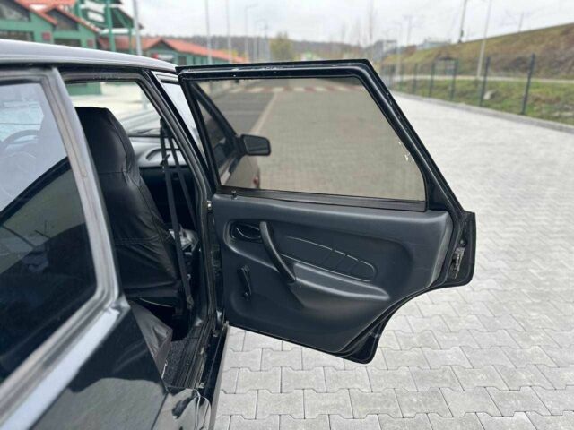 Черный ВАЗ 2114 Самара, объемом двигателя 1.5 л и пробегом 217 тыс. км за 1650 $, фото 10 на Automoto.ua