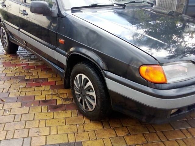 Черный ВАЗ 2114 Самара, объемом двигателя 1.5 л и пробегом 170 тыс. км за 1800 $, фото 3 на Automoto.ua