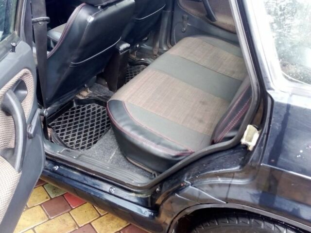 Черный ВАЗ 2114 Самара, объемом двигателя 1.5 л и пробегом 170 тыс. км за 1800 $, фото 7 на Automoto.ua