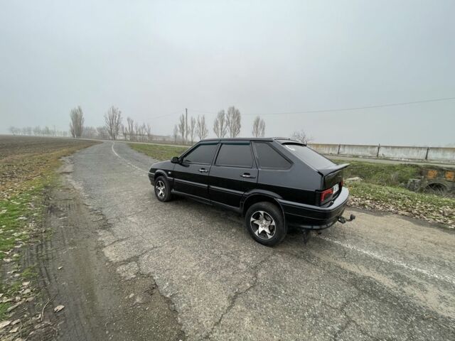 Чорний ВАЗ 2114 Самара, об'ємом двигуна 1.5 л та пробігом 265 тис. км за 2200 $, фото 2 на Automoto.ua