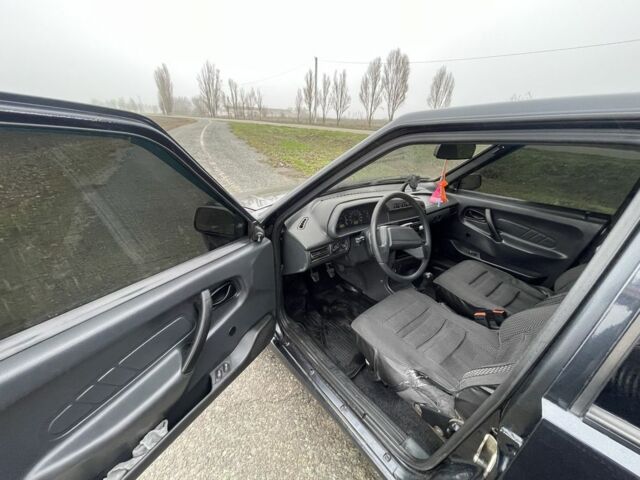 Чорний ВАЗ 2114 Самара, об'ємом двигуна 1.5 л та пробігом 265 тис. км за 2200 $, фото 5 на Automoto.ua