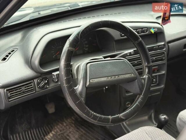 Черный ВАЗ 2114 Самара, объемом двигателя 1.5 л и пробегом 205 тыс. км за 1499 $, фото 7 на Automoto.ua