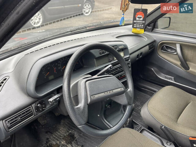 Черный ВАЗ 2114 Самара, объемом двигателя 1.5 л и пробегом 130 тыс. км за 2250 $, фото 9 на Automoto.ua