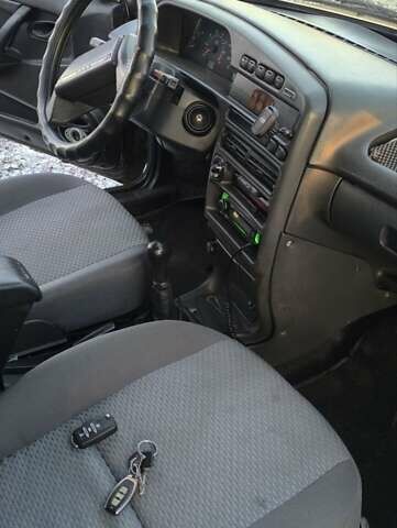 Черный ВАЗ 2114 Самара, объемом двигателя 1.5 л и пробегом 280 тыс. км за 1600 $, фото 11 на Automoto.ua