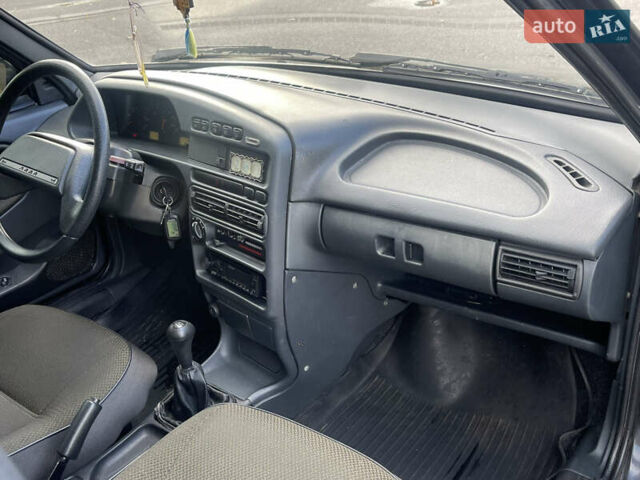 Черный ВАЗ 2114 Самара, объемом двигателя 1.5 л и пробегом 132 тыс. км за 2250 $, фото 11 на Automoto.ua