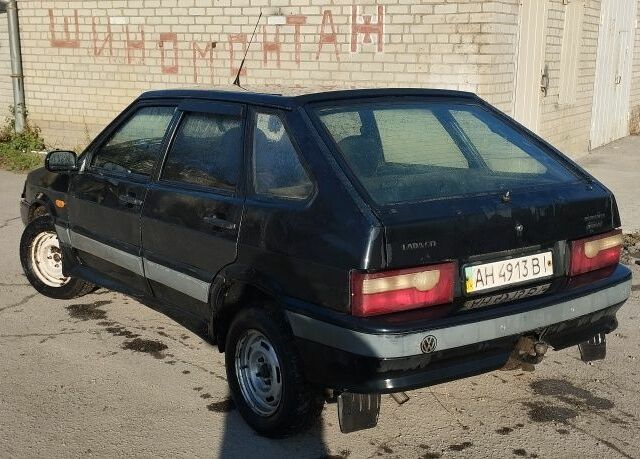 Чорний ВАЗ 2114 Самара, об'ємом двигуна 1.5 л та пробігом 300 тис. км за 956 $, фото 2 на Automoto.ua