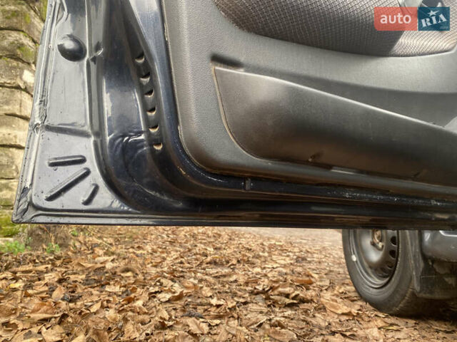 Черный ВАЗ 2114 Самара, объемом двигателя 1.6 л и пробегом 100 тыс. км за 1350 $, фото 7 на Automoto.ua