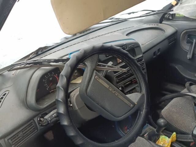 Черный ВАЗ 2114 Самара, объемом двигателя 1.6 л и пробегом 280 тыс. км за 600 $, фото 2 на Automoto.ua