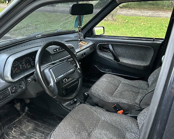 Черный ВАЗ 2114 Самара, объемом двигателя 1.6 л и пробегом 152 тыс. км за 1350 $, фото 11 на Automoto.ua