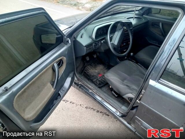 Чорний ВАЗ 2114 Самара, об'ємом двигуна 1.6 л та пробігом 200 тис. км за 1650 $, фото 3 на Automoto.ua