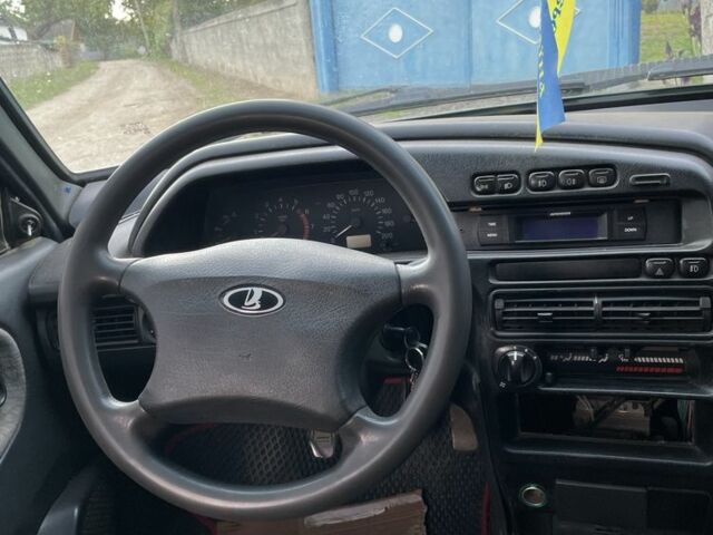 Черный ВАЗ 2114 Самара, объемом двигателя 1.6 л и пробегом 130 тыс. км за 1000 $, фото 7 на Automoto.ua