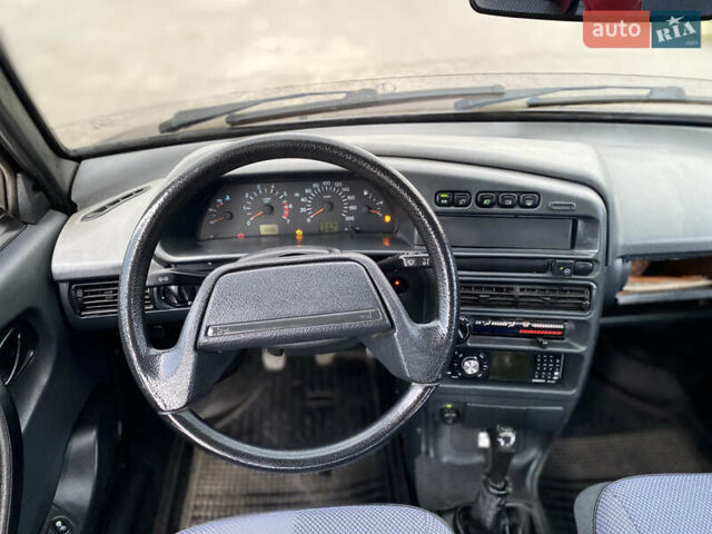Чорний ВАЗ 2114 Самара, об'ємом двигуна 1.6 л та пробігом 190 тис. км за 1850 $, фото 28 на Automoto.ua