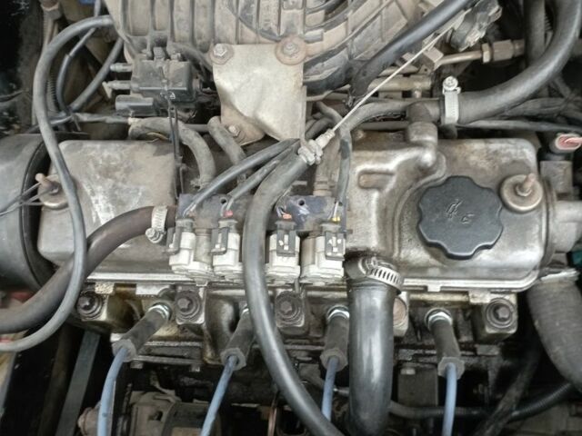 Черный ВАЗ 2114 Самара, объемом двигателя 1 л и пробегом 130 тыс. км за 1000 $, фото 4 на Automoto.ua