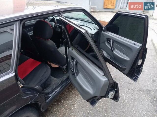 Чорний ВАЗ 2114 Самара, об'ємом двигуна 1.6 л та пробігом 58 тис. км за 3100 $, фото 5 на Automoto.ua