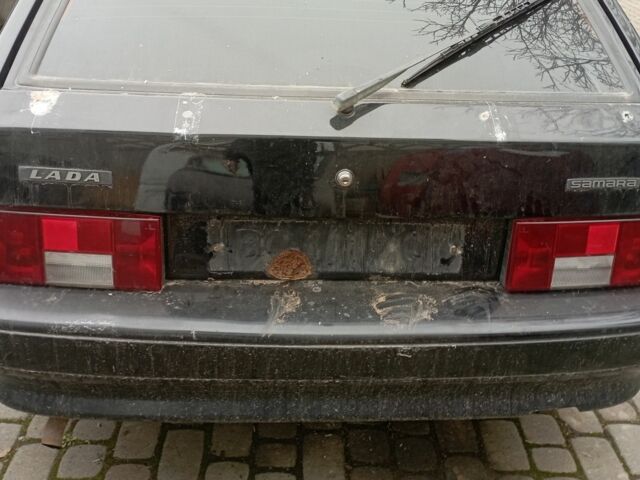 Черный ВАЗ 2114 Самара, объемом двигателя 1 л и пробегом 130 тыс. км за 1000 $, фото 1 на Automoto.ua