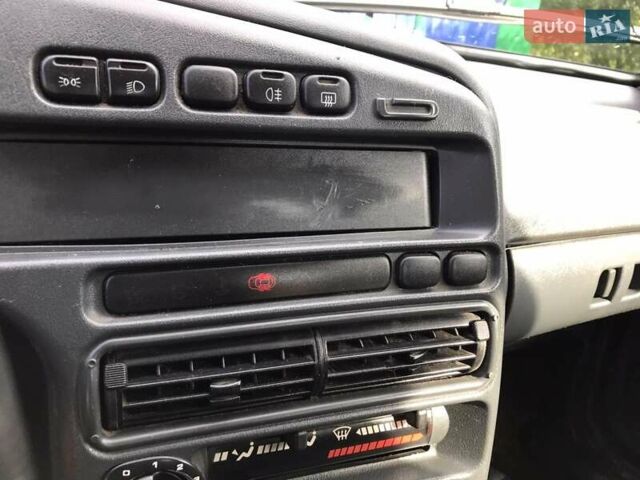 Чорний ВАЗ 2114 Самара, об'ємом двигуна 1.6 л та пробігом 125 тис. км за 1200 $, фото 6 на Automoto.ua