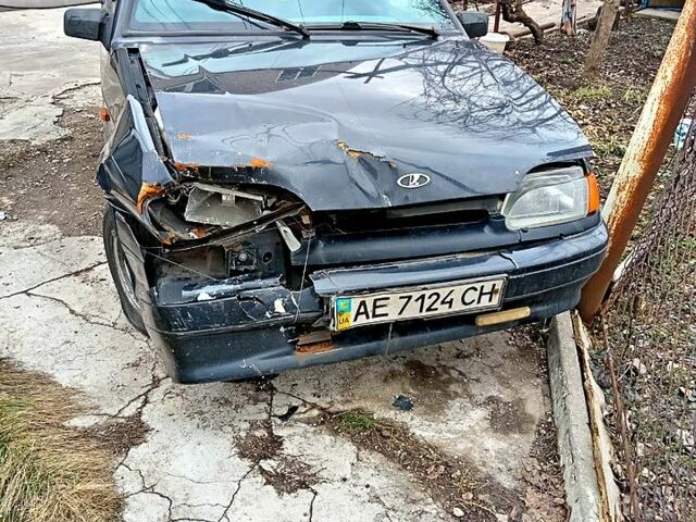 Черный ВАЗ 2114 Самара, объемом двигателя 1.6 л и пробегом 200 тыс. км за 1200 $, фото 4 на Automoto.ua