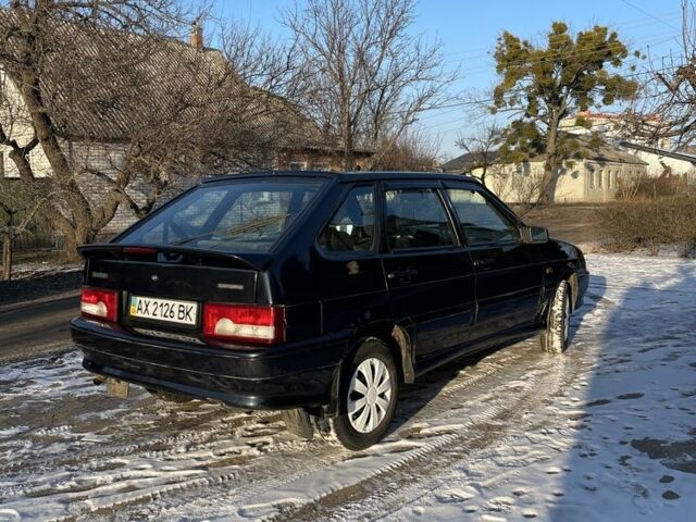 Черный ВАЗ 2114 Самара, объемом двигателя 1.6 л и пробегом 130 тыс. км за 2000 $, фото 4 на Automoto.ua