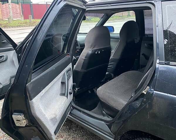 Черный ВАЗ 2114 Самара, объемом двигателя 1.6 л и пробегом 160 тыс. км за 2200 $, фото 3 на Automoto.ua