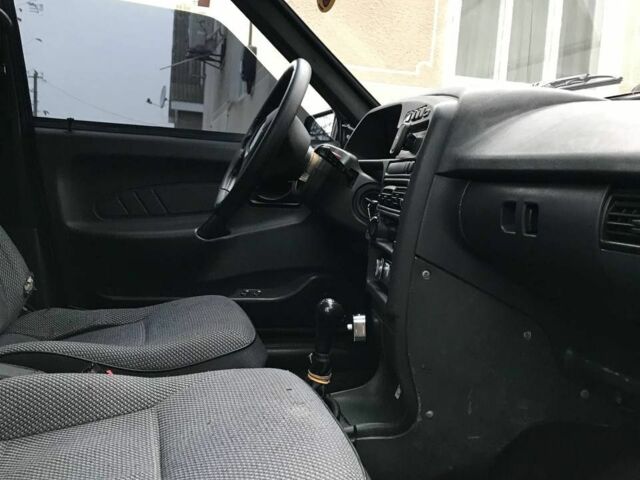 Чорний ВАЗ 2114 Самара, об'ємом двигуна 2 л та пробігом 280 тис. км за 1650 $, фото 3 на Automoto.ua