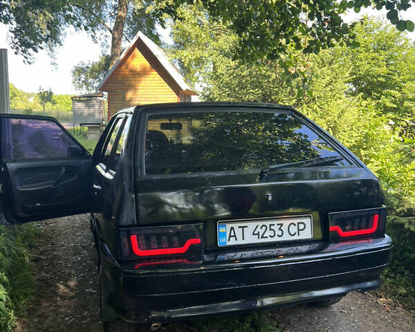Чорний ВАЗ 2114 Самара, об'ємом двигуна 1.6 л та пробігом 109 тис. км за 1800 $, фото 5 на Automoto.ua
