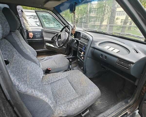 Чорний ВАЗ 2114 Самара, об'ємом двигуна 1.6 л та пробігом 320 тис. км за 1300 $, фото 7 на Automoto.ua