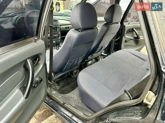Чорний ВАЗ 2114 Самара, об'ємом двигуна 1.6 л та пробігом 136 тис. км за 2450 $, фото 17 на Automoto.ua