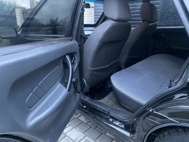 Черный ВАЗ 2114 Самара, объемом двигателя 1.6 л и пробегом 180 тыс. км за 2700 $, фото 14 на Automoto.ua