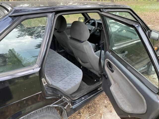 Черный ВАЗ 2114 Самара, объемом двигателя 1.6 л и пробегом 195 тыс. км за 1950 $, фото 4 на Automoto.ua