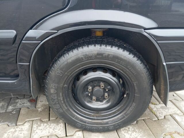 Черный ВАЗ 2114 Самара, объемом двигателя 1.6 л и пробегом 190 тыс. км за 2399 $, фото 9 на Automoto.ua