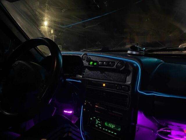 Чорний ВАЗ 2114 Самара, об'ємом двигуна 1.6 л та пробігом 190 тис. км за 1800 $, фото 3 на Automoto.ua