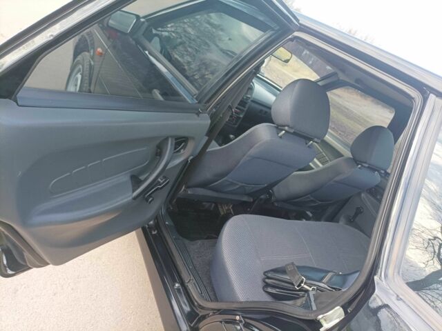 Черный ВАЗ 2114 Самара, объемом двигателя 1.6 л и пробегом 115 тыс. км за 2650 $, фото 13 на Automoto.ua