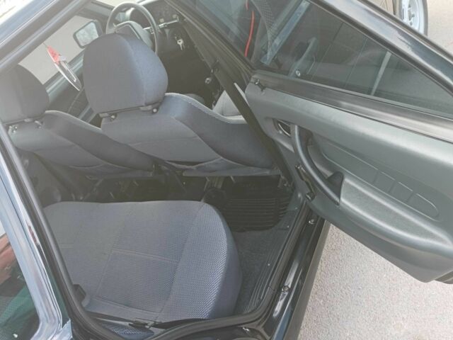 Черный ВАЗ 2114 Самара, объемом двигателя 1.6 л и пробегом 115 тыс. км за 2650 $, фото 5 на Automoto.ua