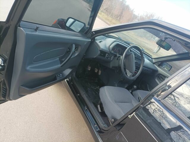 Черный ВАЗ 2114 Самара, объемом двигателя 1.6 л и пробегом 115 тыс. км за 2650 $, фото 10 на Automoto.ua