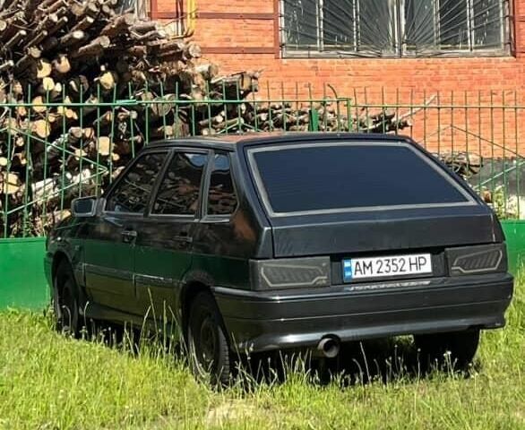 Черный ВАЗ 2114 Самара, объемом двигателя 1.6 л и пробегом 2 тыс. км за 1780 $, фото 4 на Automoto.ua