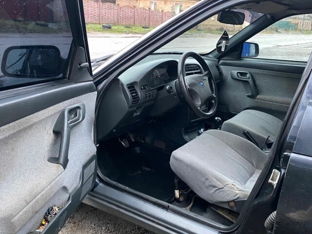 Чорний ВАЗ 2114 Самара, об'ємом двигуна 1.6 л та пробігом 160 тис. км за 2200 $, фото 3 на Automoto.ua
