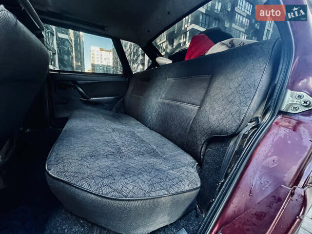 Красный ВАЗ 2114 Самара, объемом двигателя 1.5 л и пробегом 280 тыс. км за 1450 $, фото 12 на Automoto.ua