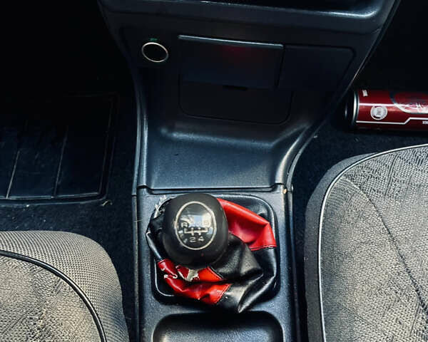 Красный ВАЗ 2114 Самара, объемом двигателя 1.5 л и пробегом 280 тыс. км за 1450 $, фото 18 на Automoto.ua