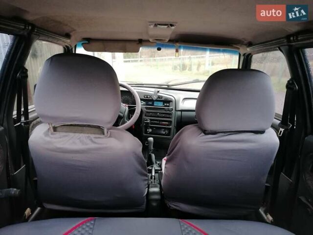 Червоний ВАЗ 2114 Самара, об'ємом двигуна 1.5 л та пробігом 190 тис. км за 999 $, фото 5 на Automoto.ua