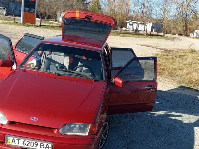 Красный ВАЗ 2114 Самара, объемом двигателя 1 л и пробегом 120 тыс. км за 1800 $, фото 4 на Automoto.ua