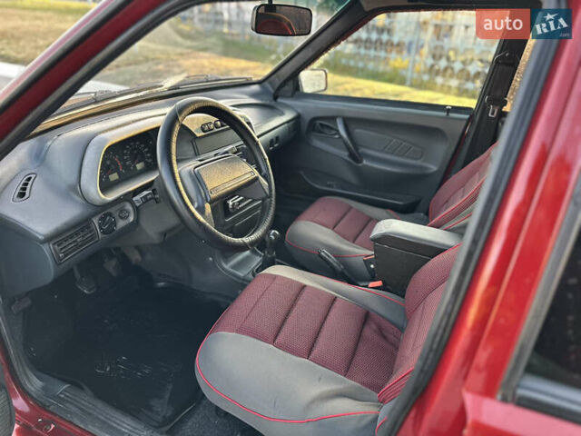 Красный ВАЗ 2114 Самара, объемом двигателя 1.6 л и пробегом 212 тыс. км за 1900 $, фото 7 на Automoto.ua
