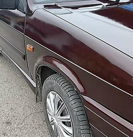 Красный ВАЗ 2114 Самара, объемом двигателя 1.6 л и пробегом 255 тыс. км за 2300 $, фото 5 на Automoto.ua