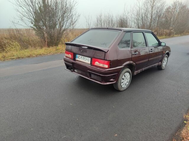 Червоний ВАЗ 2114 Самара, об'ємом двигуна 1.6 л та пробігом 200 тис. км за 1950 $, фото 6 на Automoto.ua