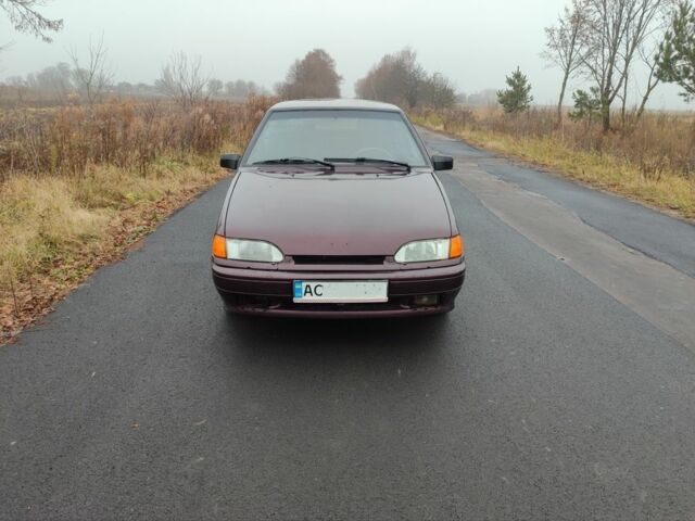 Червоний ВАЗ 2114 Самара, об'ємом двигуна 1.6 л та пробігом 200 тис. км за 1950 $, фото 1 на Automoto.ua