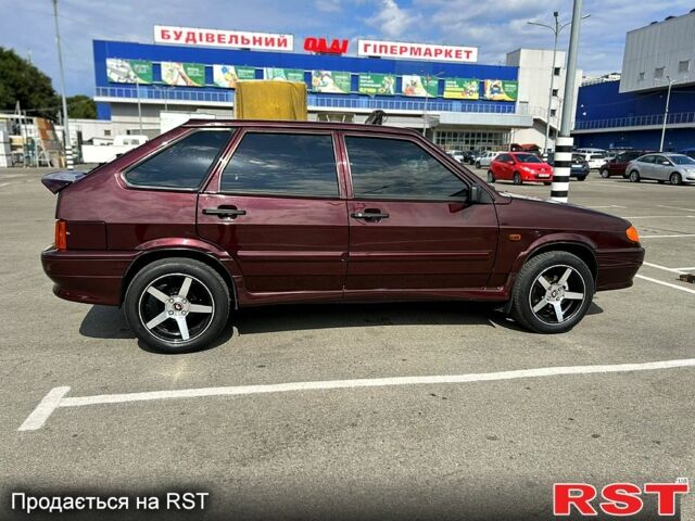 Красный ВАЗ 2114 Самара, объемом двигателя 1.6 л и пробегом 1200 тыс. км за 3000 $, фото 4 на Automoto.ua