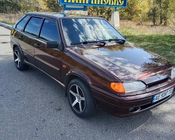 Красный ВАЗ 2114 Самара, объемом двигателя 1.6 л и пробегом 117 тыс. км за 3000 $, фото 4 на Automoto.ua