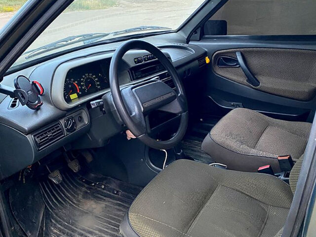 ВАЗ 2114 Самара, об'ємом двигуна 1.6 л та пробігом 0 тис. км за 2500 $, фото 5 на Automoto.ua